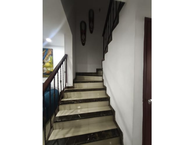Casa de 5 alcobas en venta en El Ingenio, Cali, 180 m² · foto 13 de 24