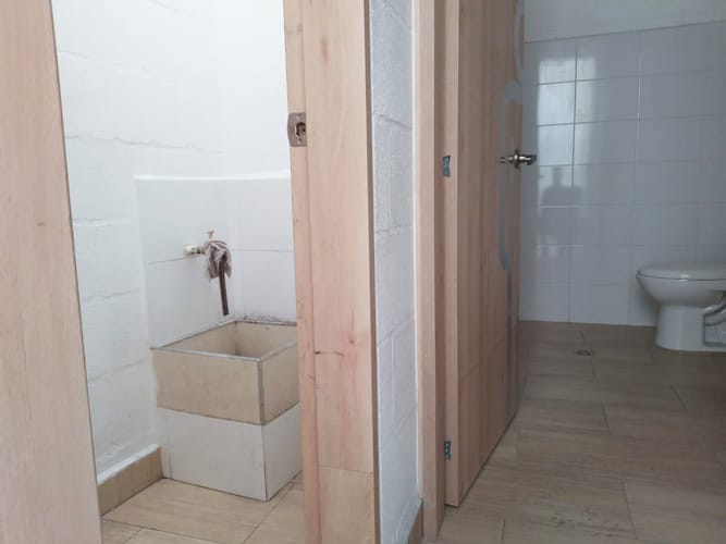 Oficina en arriendo en Perpetuo Socorro, Medellín, 176 m² · foto 3 de 12