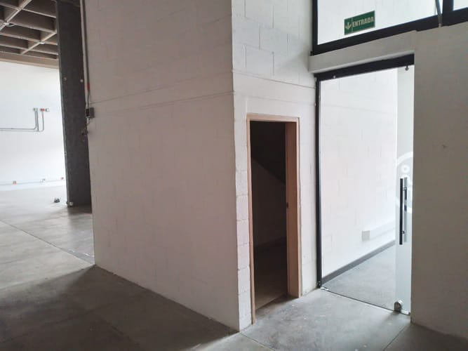 Oficina en arriendo en Perpetuo Socorro, Medellín, 176 m² · foto 9 de 12