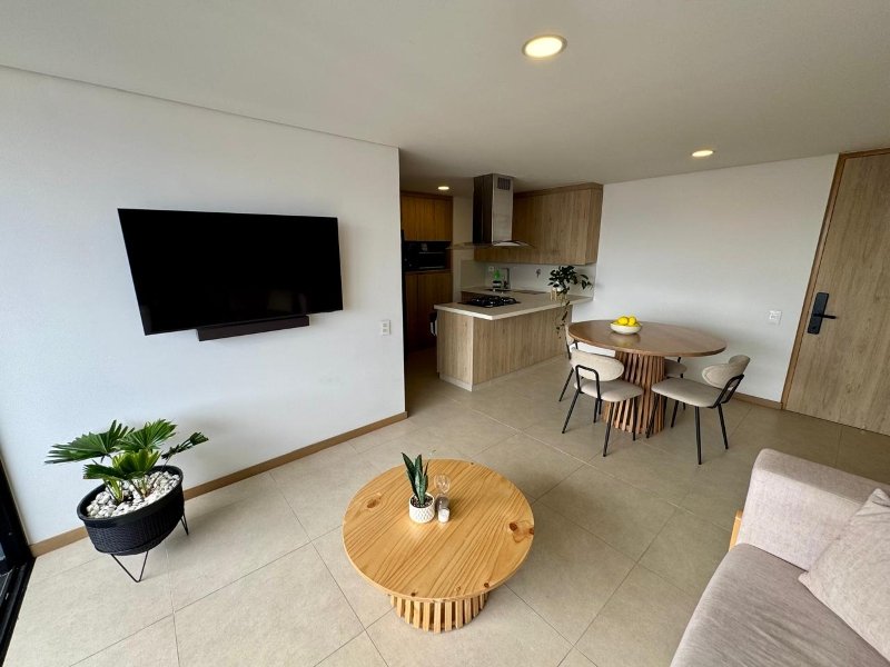 Apartamento en arriendo en Las Palmas, Medellín · foto 3 de 24