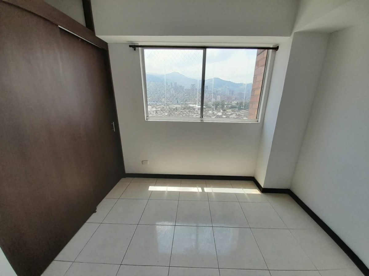 Apartamento en venta en Suramérica, Itagüí · foto 15 de 22