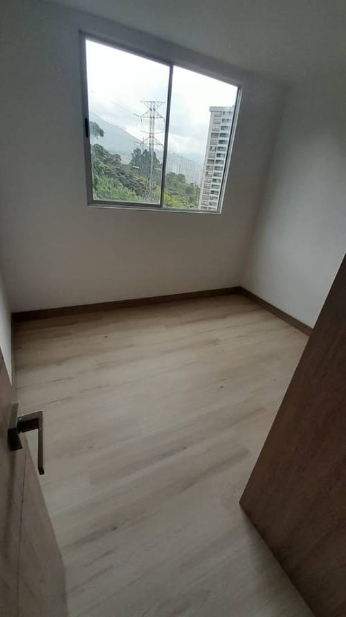 Apartamento de 3 alcobas en venta en Pan De Azucar, Sabaneta, 75 m² · foto 13 de 24