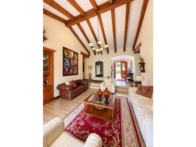 Casa de 5 alcobas en venta en Llano Grande, Rionegro, 318 m² · foto 7 de 20