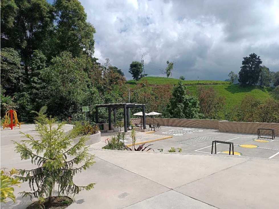 Apartamento en venta en Milan, Manizales · foto 3 de 24
