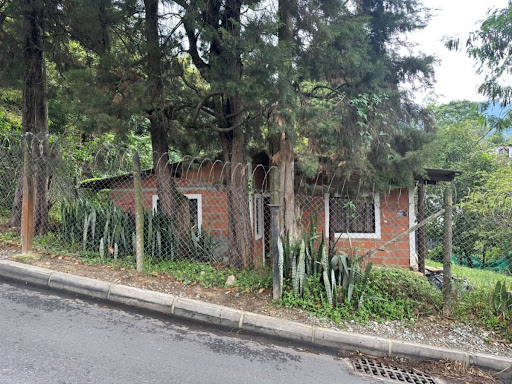 2BR House in Ancon (90 m²) - 2