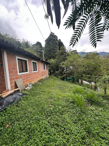 2BR House in Ancon (90 m²) - 4
