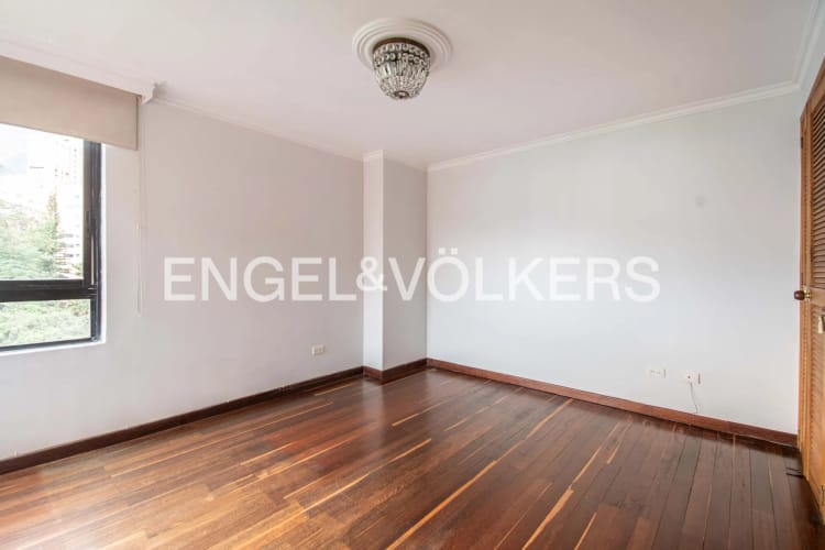 Apartamento de 4 alcobas en arriendo en La Florida, Medellín, 265 m² · foto 13 de 18