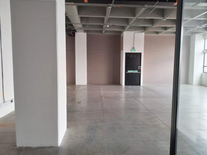 Oficina en arriendo en La Candelaria, Medellín, 182 m² · foto 3 de 11