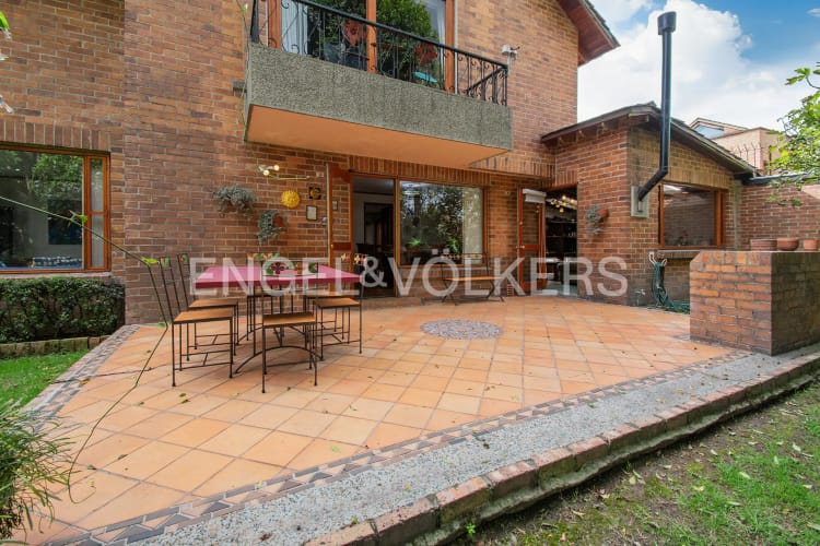 Casa de 5 alcobas en venta en San Jose De Bavaria, Bogotá, 225 m² · foto 17 de 20