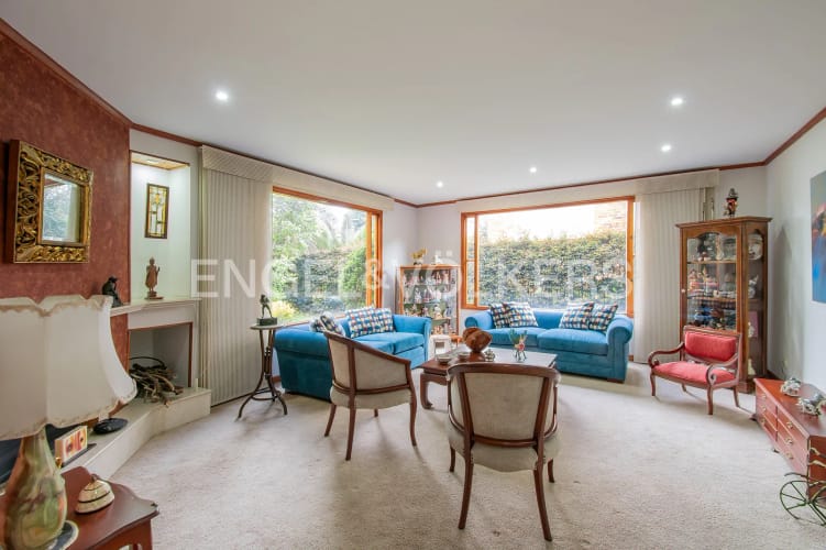 Casa de 5 alcobas en venta en San Jose De Bavaria, Bogotá, 225 m² · foto 3 de 20