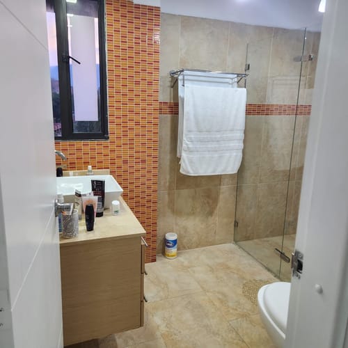 Casa de 5 alcobas en venta en Escobero, Envigado, 204 m² · foto 9 de 24