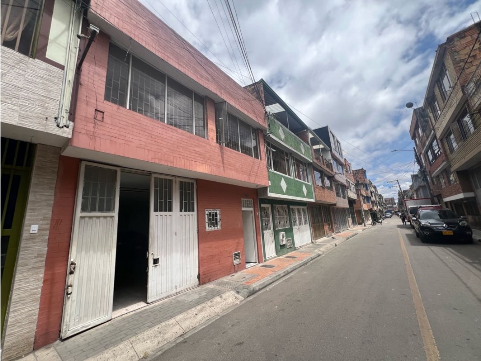 Casa en venta en Andalucia, Bogotá · foto 4 de 24