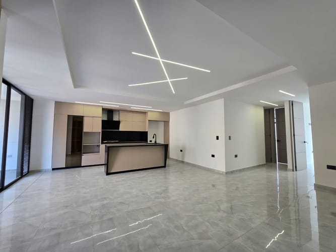 Apartamento de 3 alcobas en venta en Belen Alameda, Medellín, 115 m² · foto 3 de 20
