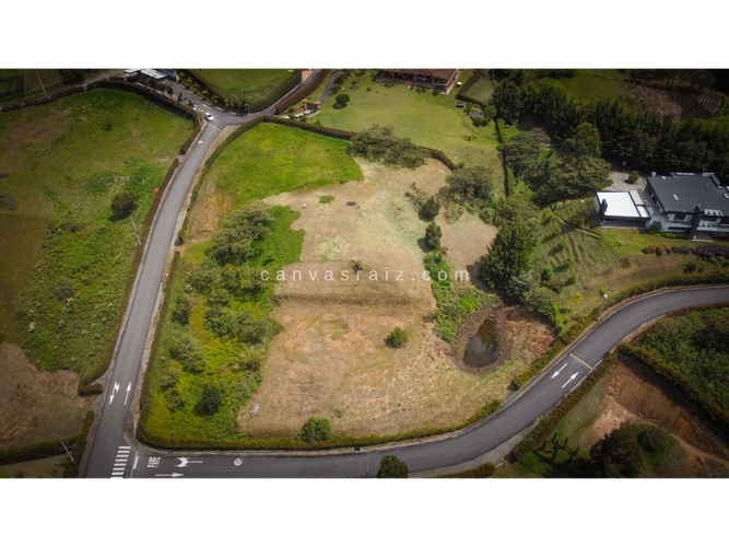 Lote en venta en Sajonia, Rionegro, 3650 m² · foto 3 de 7