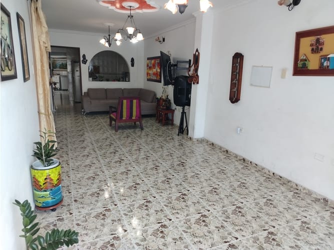 Casa de 8 alcobas en venta en El Prado, Palmira, 276 m² · foto 11 de 24