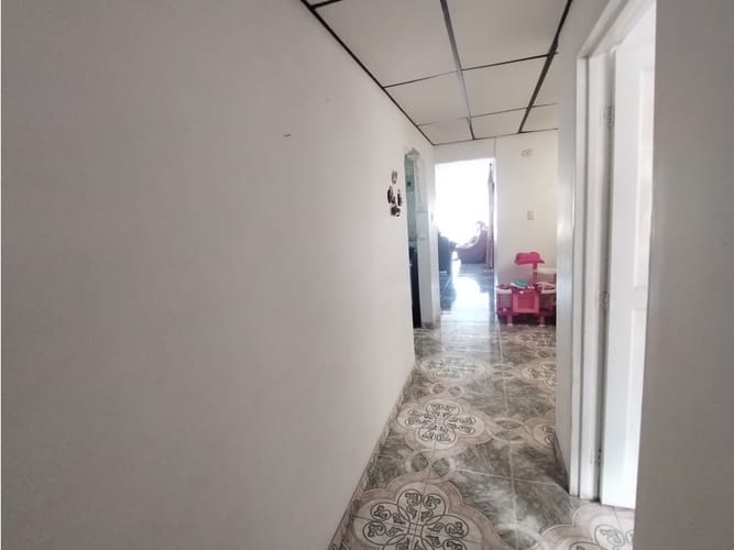 Casa de 8 alcobas en venta en El Prado, Palmira, 276 m² · foto 17 de 24