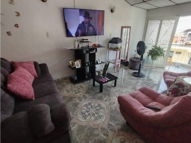 Casa de 8 alcobas en venta en El Prado, Palmira, 276 m² · foto 19 de 24