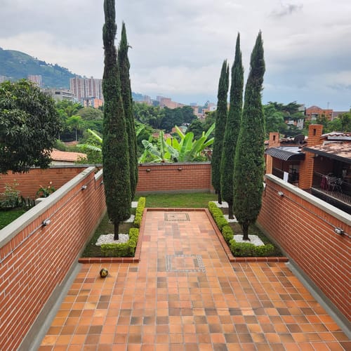 Casa de 5 alcobas en venta en Escobero, Envigado, 204 m² · foto 22 de 24