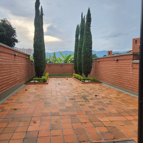 Casa de 5 alcobas en venta en Escobero, Envigado, 204 m² · foto 16 de 24