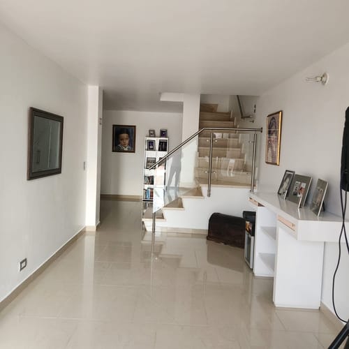 Casa de 5 alcobas en venta en Escobero, Envigado, 204 m² · foto 18 de 24