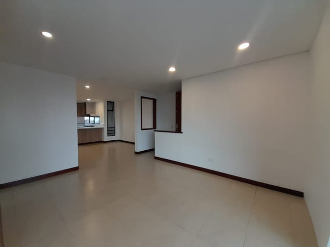 Apartamento de 3 alcobas en arriendo en Alejandría, Medellín, 135 m² · foto 2 de 17