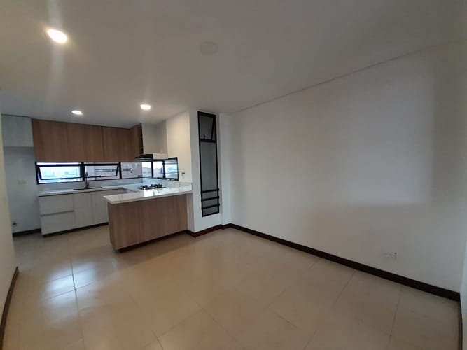 Apartamento de 3 alcobas en arriendo en Alejandría, Medellín, 135 m² · foto 3 de 17