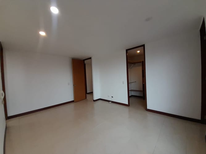 Apartamento de 3 alcobas en arriendo en Alejandría, Medellín, 135 m² · foto 11 de 17