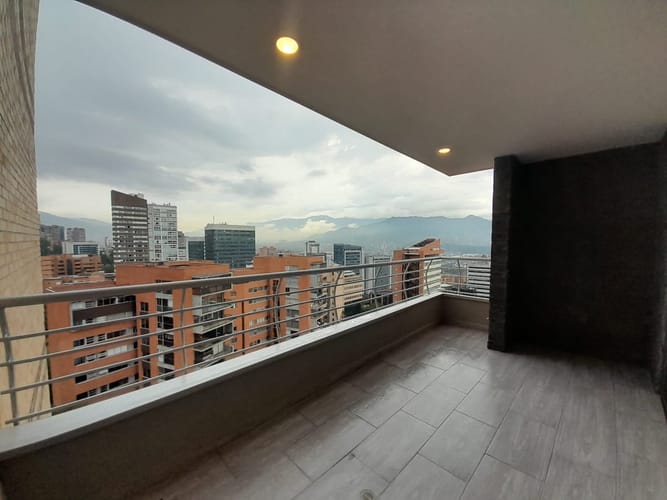 Apartamento de 3 alcobas en arriendo en Alejandría, Medellín, 135 m² · foto 14 de 17