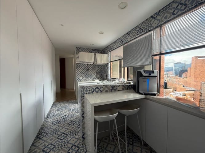 Apartamento de 4 alcobas en venta en El Refugio, Bogotá, 365 m² · foto 5 de 21