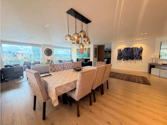 Apartamento de 4 alcobas en venta en El Refugio, Bogotá, 365 m² · foto 11 de 21