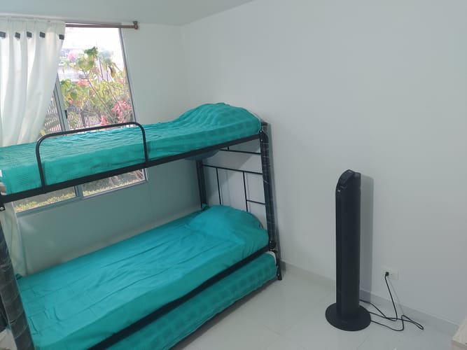 Apartamento de 2 alcobas en venta en Las Palmas, Ricaurte, 58 m² · foto 11 de 19
