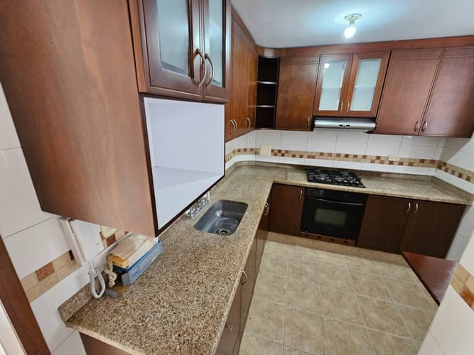 Apartamento de 2 alcobas en venta en Cabecera Del Llano, Bucaramanga, 99 m² · foto 3 de 7