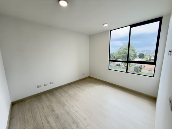Apartamento en venta en San Jose De Bavaria, Bogotá · foto 8 de 13