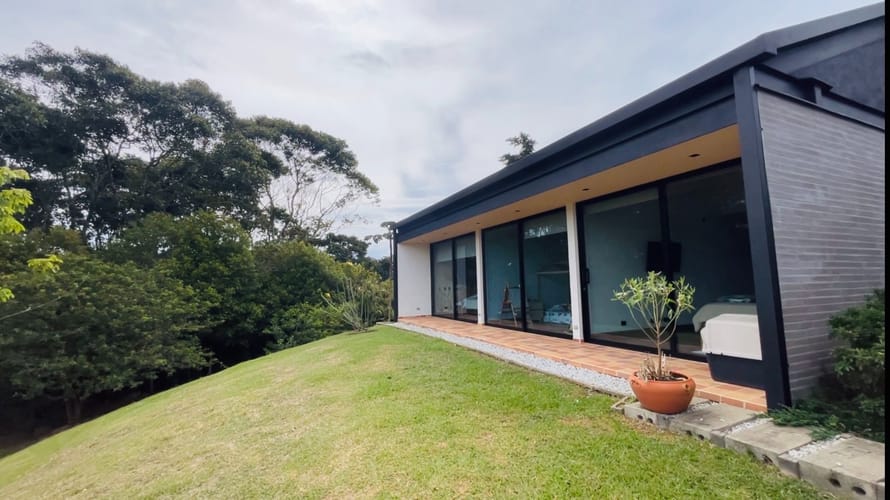 Casa de 5 alcobas en venta en Guamito, La Ceja, 495 m² · foto 11 de 24