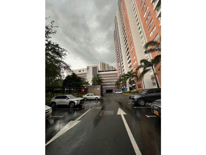 Apartamento de 2 alcobas en venta en Loma De Los Bernal, Medellín, 70 m² · foto 17 de 24