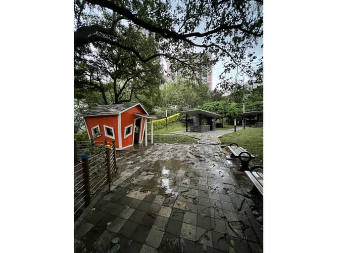 Apartamento de 2 alcobas en venta en Loma De Los Bernal, Medellín, 70 m² · foto 20 de 24