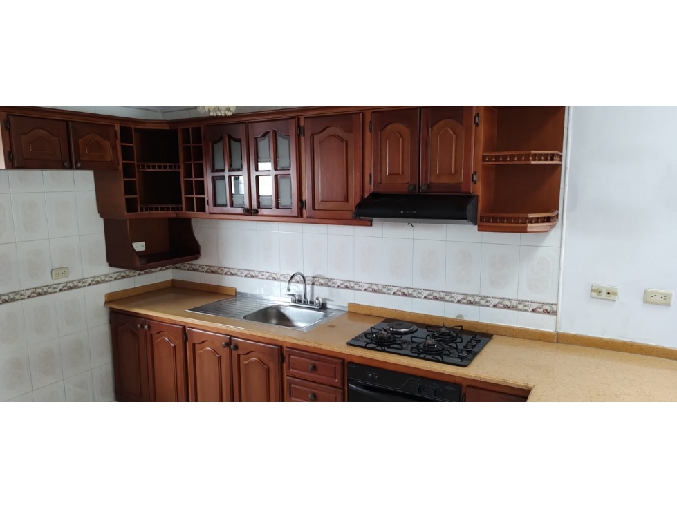 Apartamento de 3 alcobas en venta en Rivera Escobar, Palmira, 81 m² · foto 2 de 24