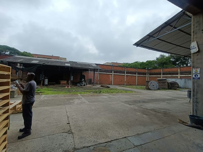 Bodega en arriendo en Las Delicias, Cali, 2700 m² · foto 9 de 21