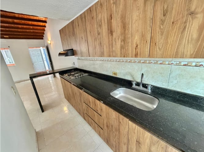 Apartamento de 4 alcobas en venta en Rincon De Giron Parte Alta, Girón, 93 m² · foto 2 de 20