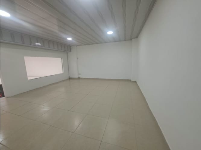 Local en arriendo en Chuntame, Cajicá, 75 m² · foto 2 de 5