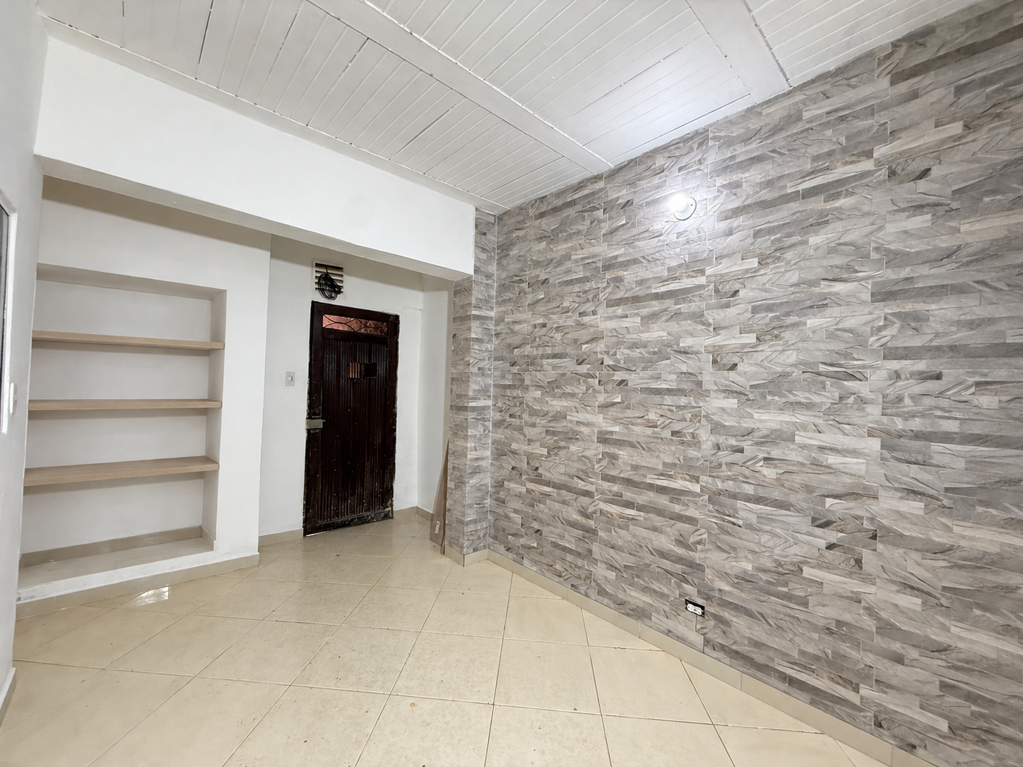 Apartamento en venta en Manrique Central, Medellín · foto 4 de 14