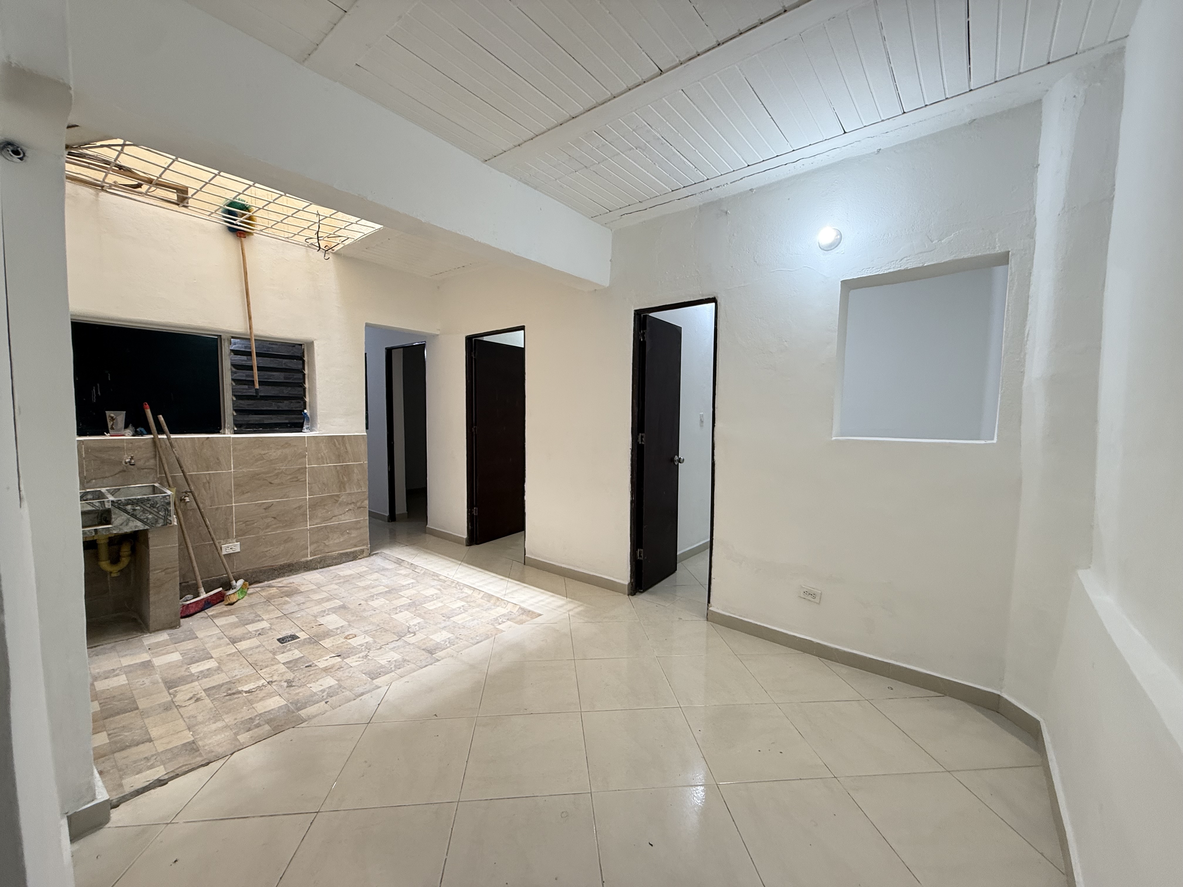 Apartamento en venta en Manrique Central, Medellín · foto 6 de 14