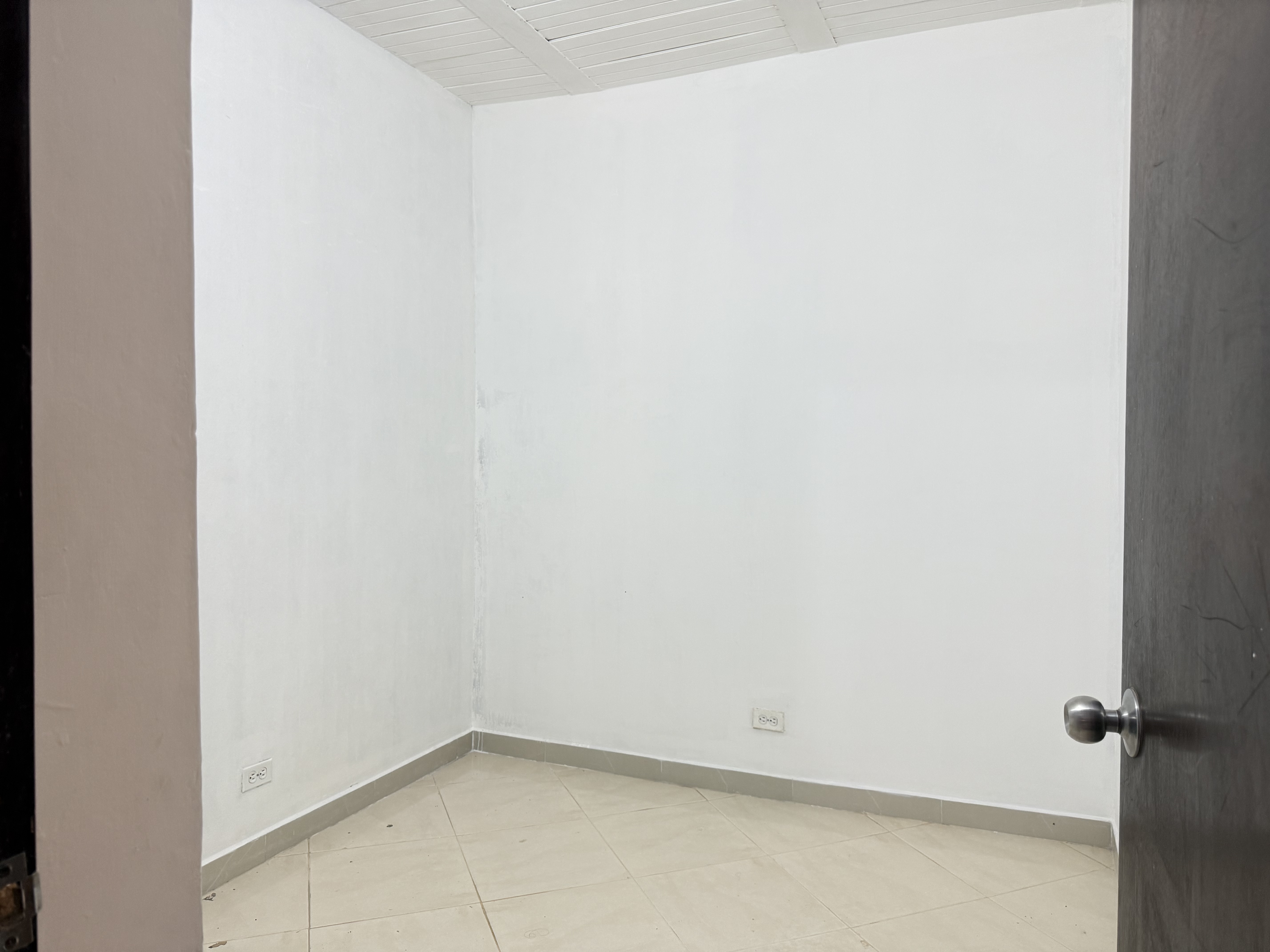 Apartamento en venta en Manrique Central, Medellín · foto 10 de 14