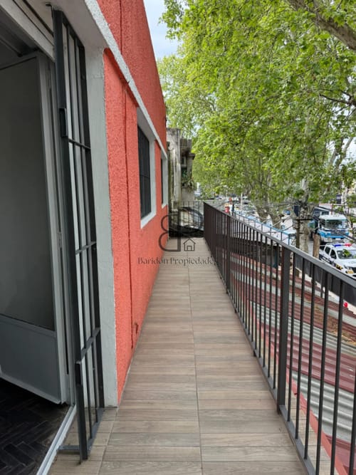 Alquiler Apartamento 2 Dormitorios Beldevere balcon y patio · Foto 2