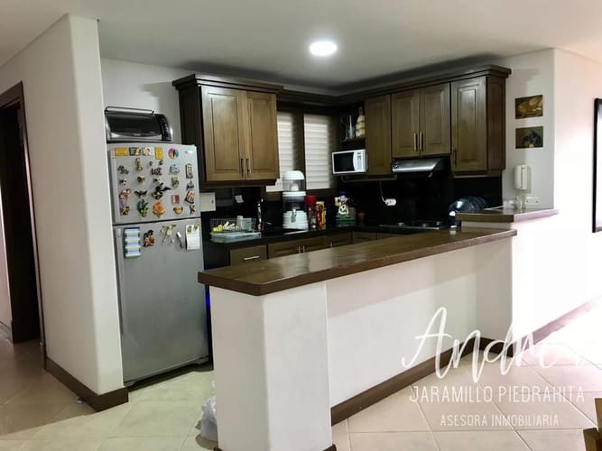 Apartamento de 3 alcobas en venta en Rionegro, 104 m² · foto 3 de 7