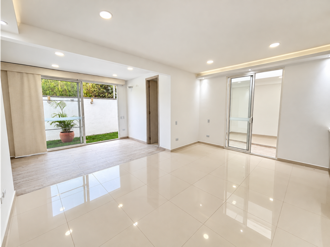 Casa de 5 alcobas en venta en El Castillo, Jamundí, 317 m² · foto 12 de 24
