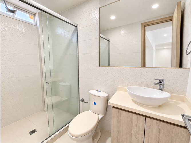 Casa de 5 alcobas en venta en El Castillo, Jamundí, 317 m² · foto 14 de 24