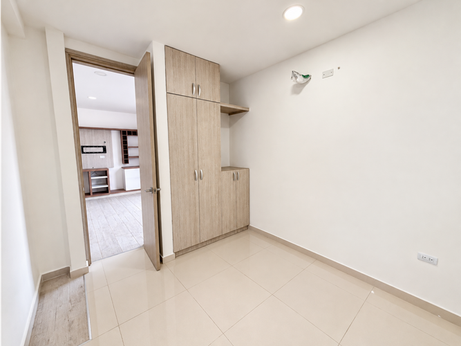 Casa de 5 alcobas en venta en El Castillo, Jamundí, 317 m² · foto 15 de 24