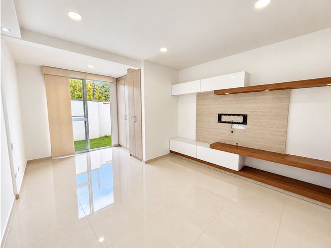 Casa de 5 alcobas en venta en El Castillo, Jamundí, 317 m² · foto 20 de 24