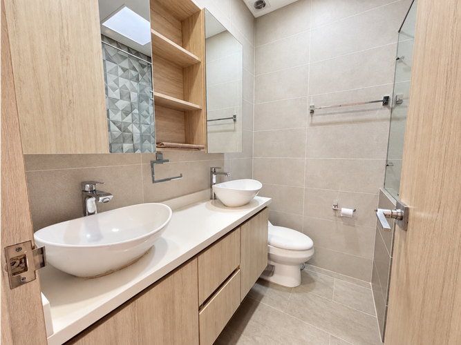 Casa de 5 alcobas en venta en El Castillo, Jamundí, 317 m² · foto 23 de 24